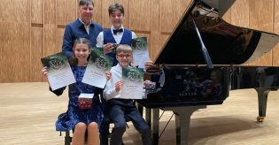 Meie noored pianistid konkursil “Eesti Kõla XI” esikolmikus